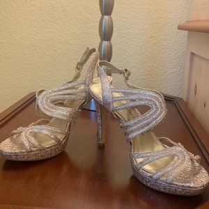 Adrianna Papell Gold Evening Shoes